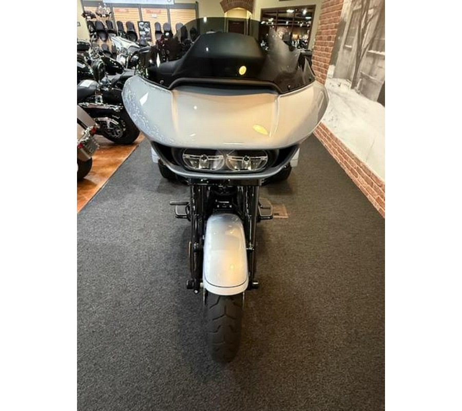 2024 Harley-Davidson® FLTRT - Road Glide® 3