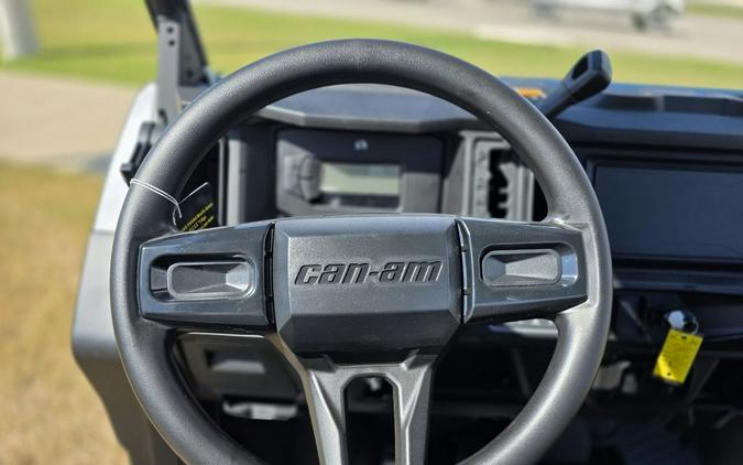 2026 Can-Am® Defender XT HD11