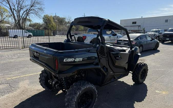 2024 Can-Am® Commander XT 700