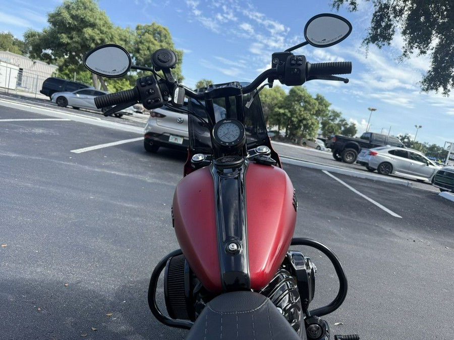 2023 Indian Motorcycle Sport Chief Ruby Smoke