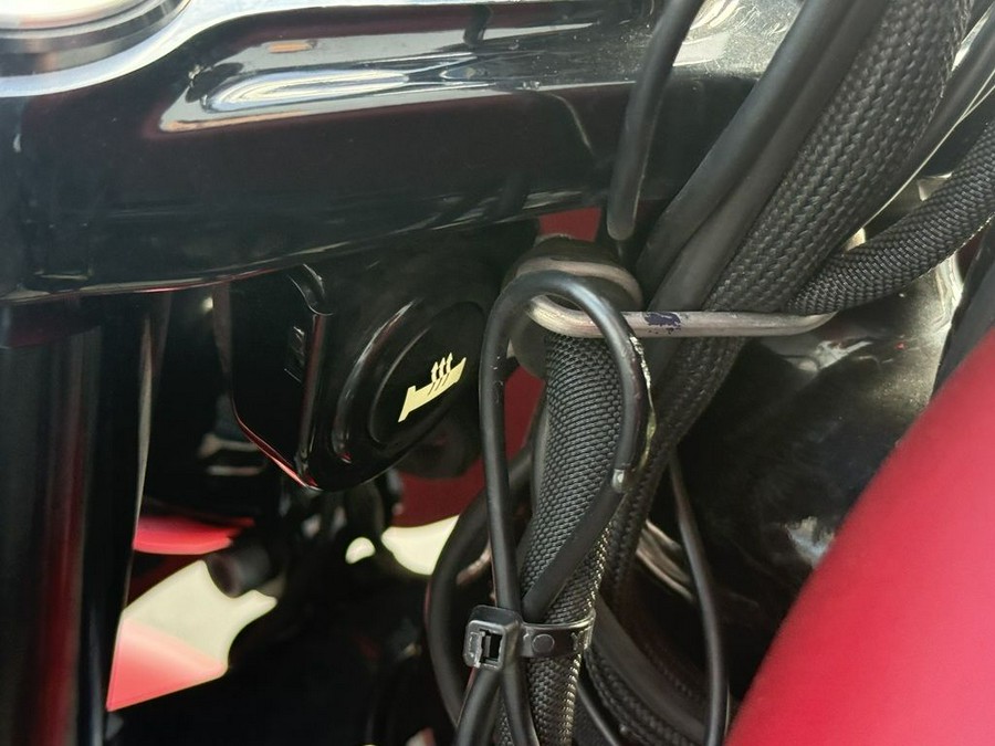 2023 Indian Motorcycle Sport Chief Ruby Smoke