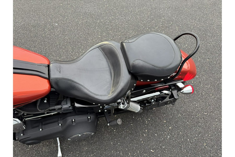 2011 DYNA WIDE GLIDE - Harley-Davidson®