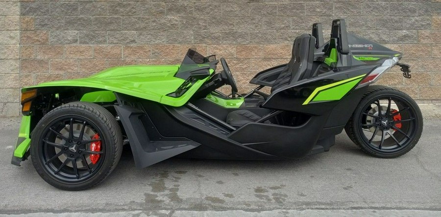 2022 Polaris Slingshot® Slingshot® R Liquid Lime Fade (Manual)