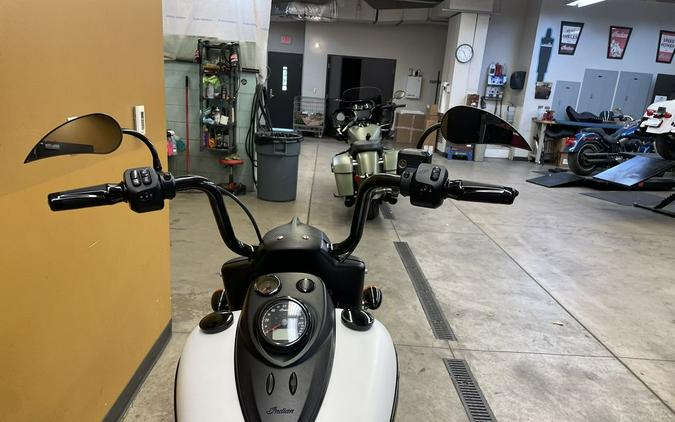 2020 Indian Motorcycle® Springfield® Dark Horse® White Smoke