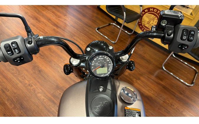 2025 Indian Motorcycle CHIEF BOBBER, NARA BRONZE SMOKE, 49S Base