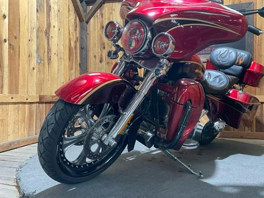 2005 Harley-Davidson FLHTCSE2 Screamin' Eagle® Electra Glide® 2