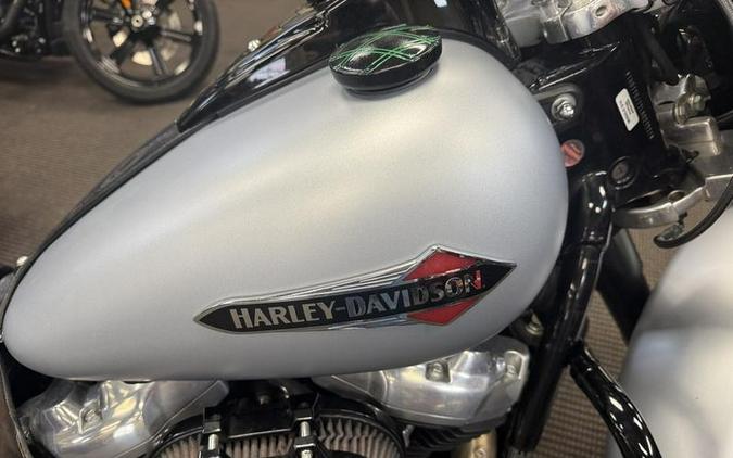 2020 Harley-Davidson® FLSL - Softail® Softail Slim®