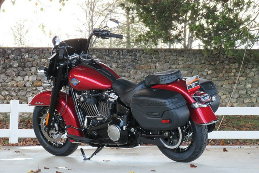 2026 Harley-Davidson Softail FLHC - Heritage Classic