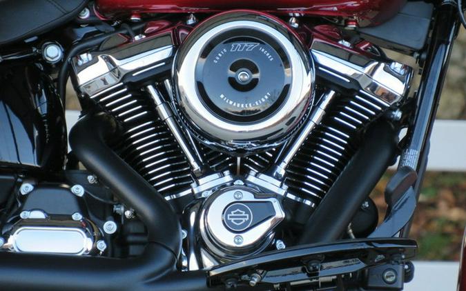 2026 Harley-Davidson Softail FLHC - Heritage Classic