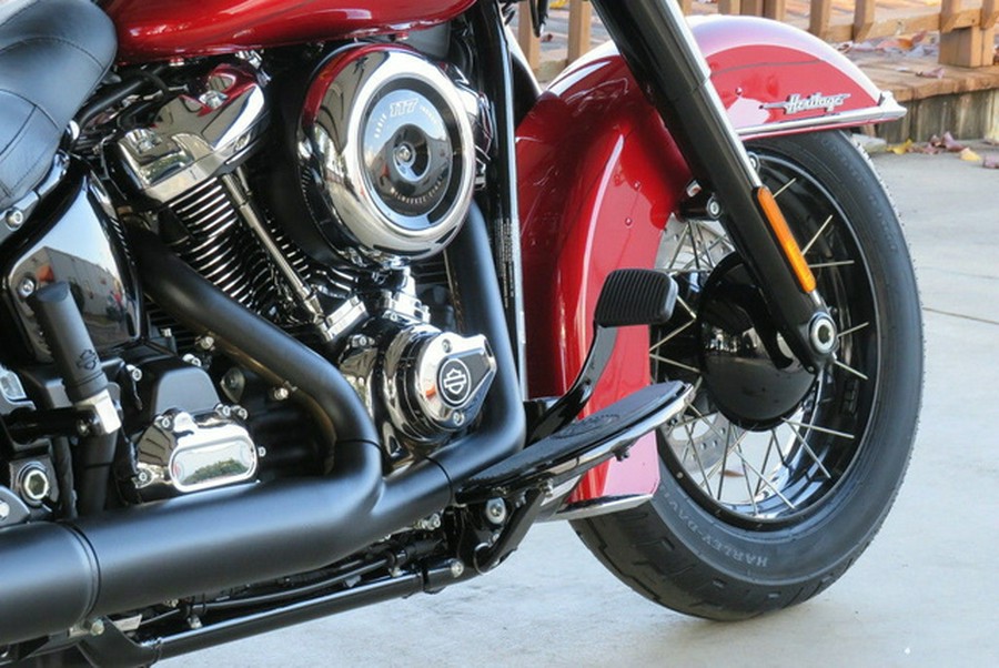 2026 Harley-Davidson Softail FLHC - Heritage Classic