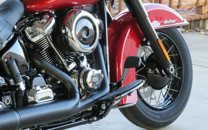 2026 Harley-Davidson Softail FLHC - Heritage Classic