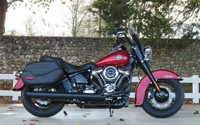 2026 Harley-Davidson Softail FLHC - Heritage Classic