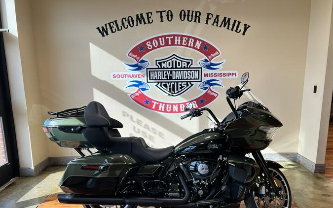 New 2026 Harley-Davidson Road Glide Limited Grand American Touring Motorcycle For Sale Near Memphis, TN
