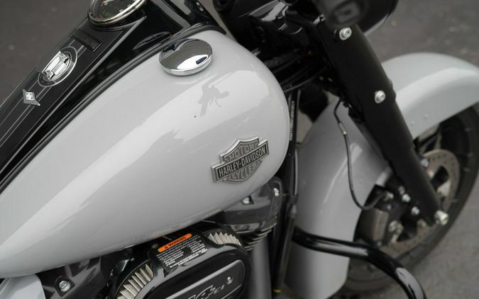 2025 Harley-Davidson FLHRXS - Road King Special
