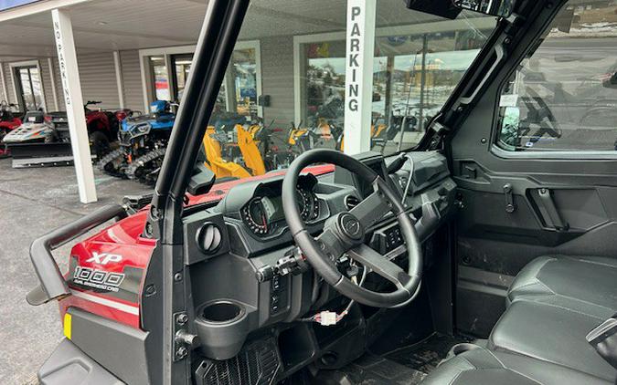 2019 Polaris Industries RANGER CREW® XP 1000 EPS NorthStar Edition - Red