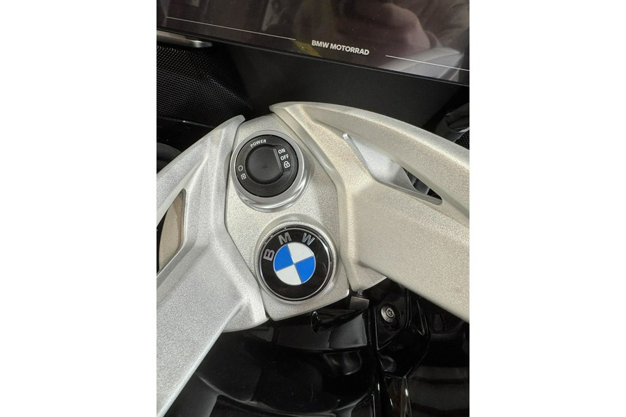 2025 BMW 25GL K 1600 GTL