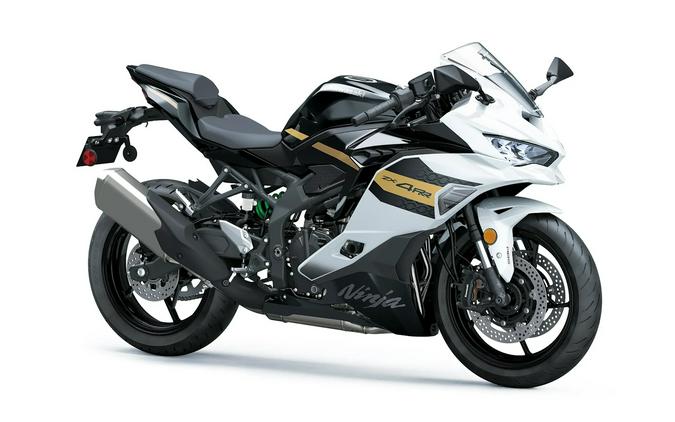 2026 Kawasaki NINJA ZX-4RR ABS Pearl Robotic White/Metallic Spark Black