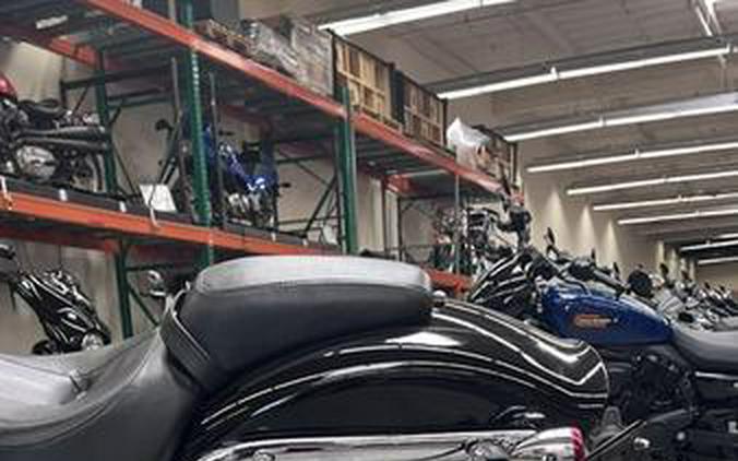 2015 Harley-Davidson® FXSB - Softail® Breakout®