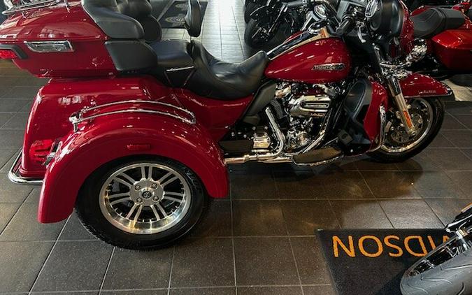 2021 Harley-Davidson Tri Glide Ultra Billiard Red