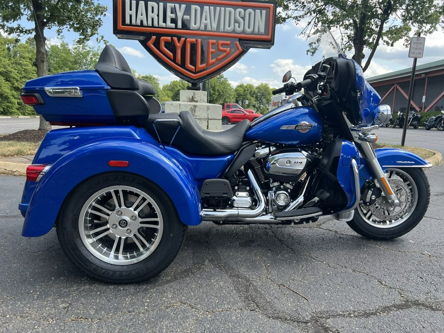 2024 FLHTCUTG Tri Glide Ultra