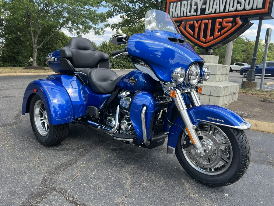 2024 FLHTCUTG Tri Glide Ultra