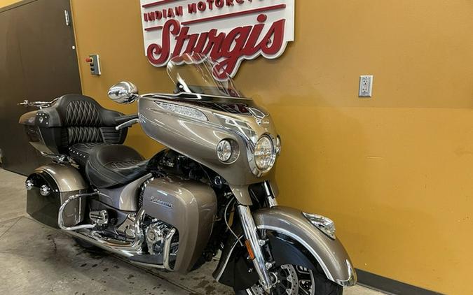 2018 Indian Roadmaster ABS Polish.Bronze Over Thund.Black WS