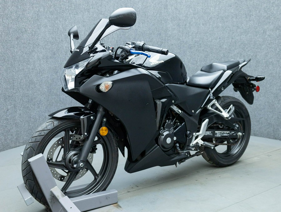 2013 HONDA CBR250R