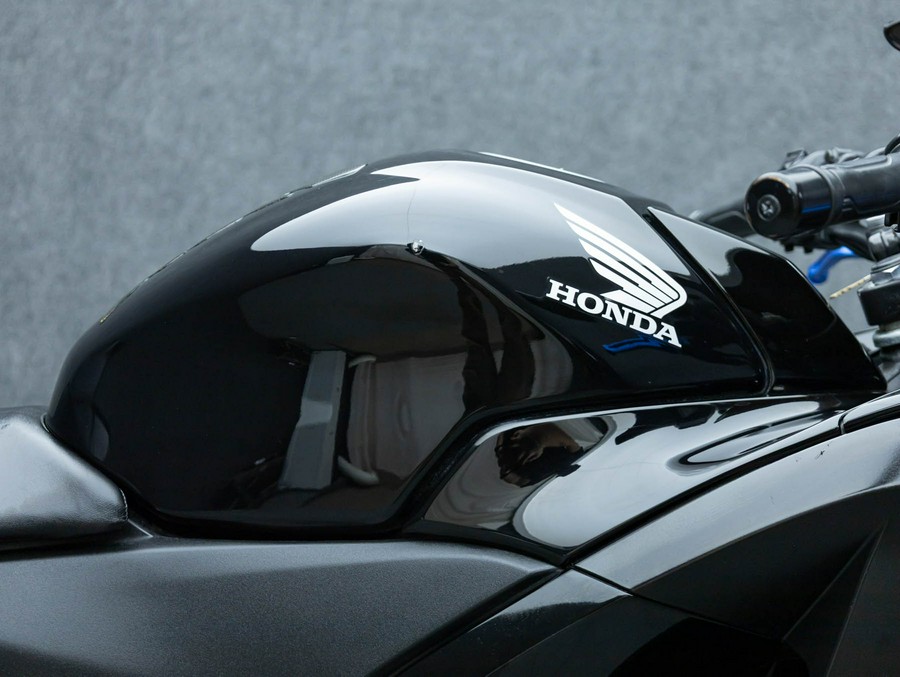 2013 HONDA CBR250R