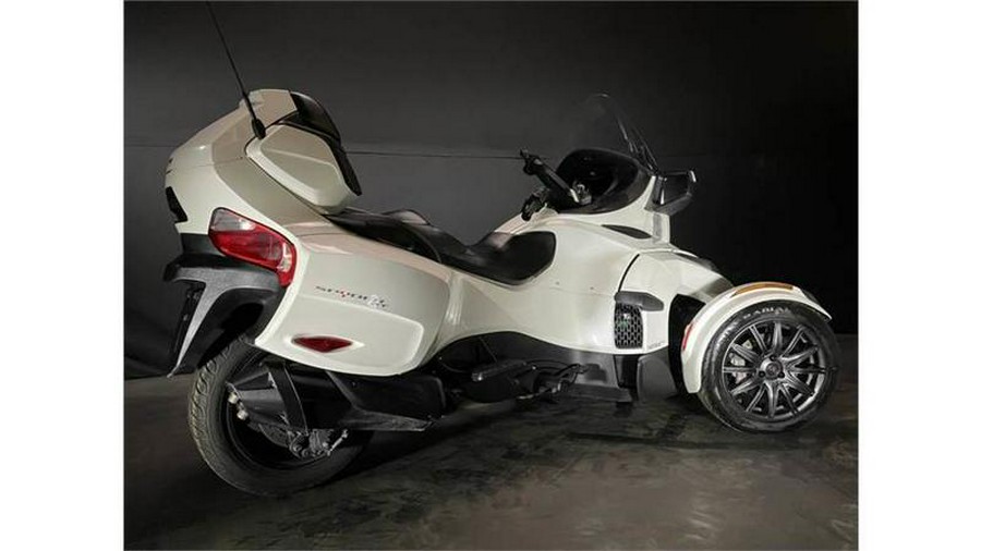 2019 Can-Am® Spyder® RT