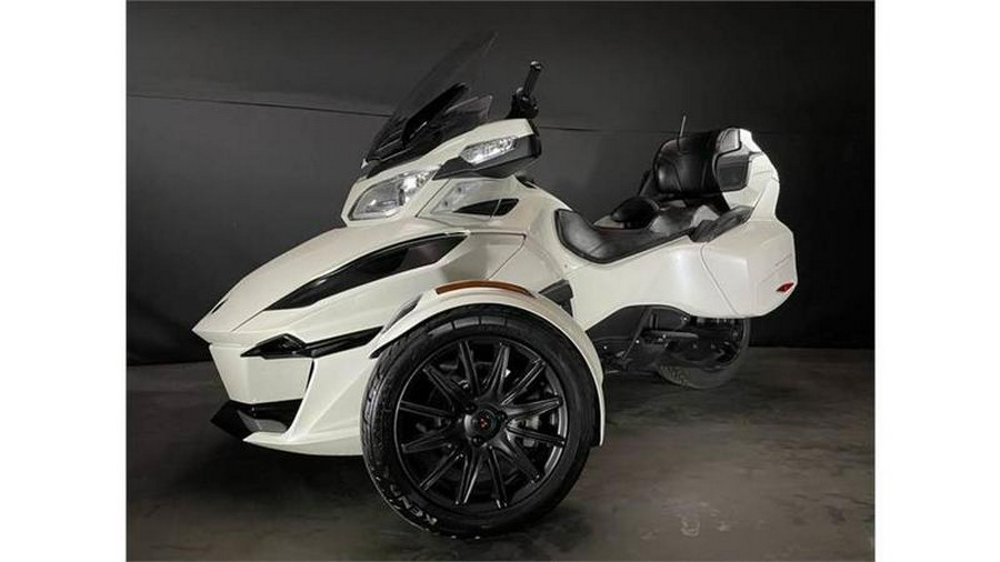 2019 Can-Am® Spyder® RT