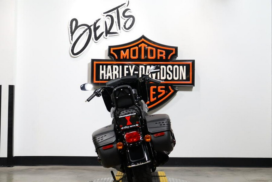 2022 Harley-Davidson® FLHCS - Heritage Classic 114