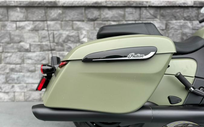 2025 Indian Motorcycle Challenger® Dark Horse® 112