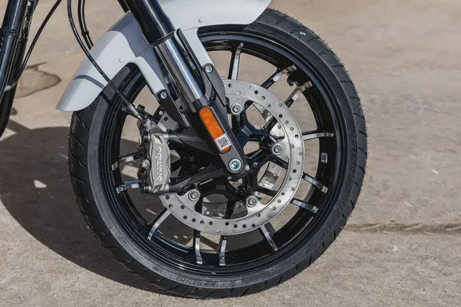 2025 INDIAN MOTORCYCLE SPORT CHIEF