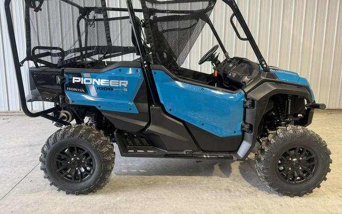 2025 Honda Pioneer 1000-5 Deluxe