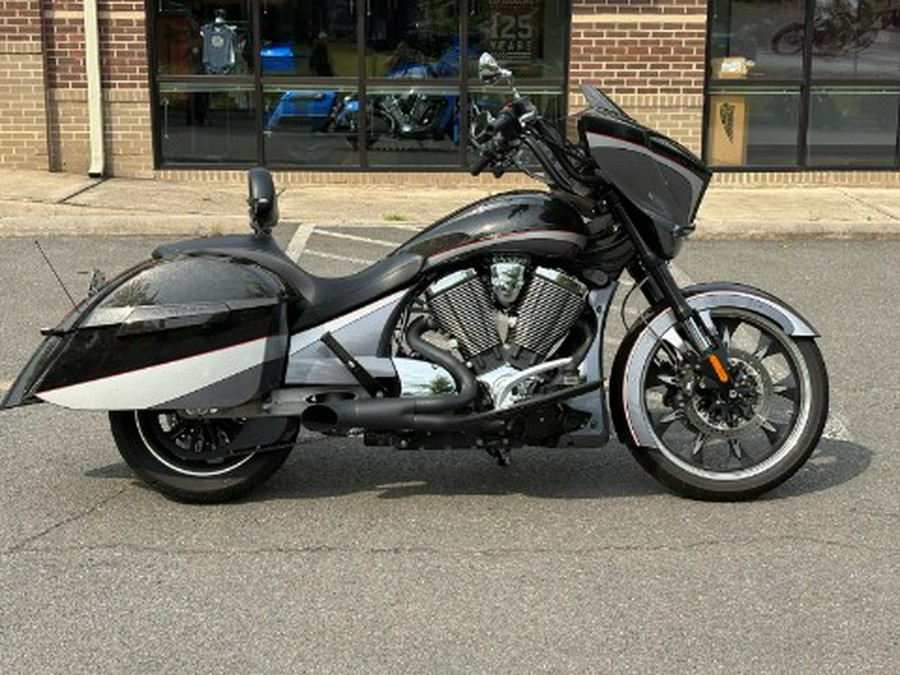2016 Victory Magnum