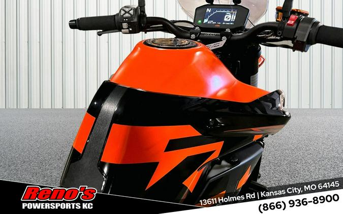 2022 KTM 890 DUKE GP