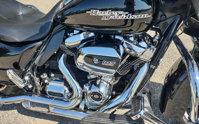 2017 Harley-Davidson® FLHX Street Glide®