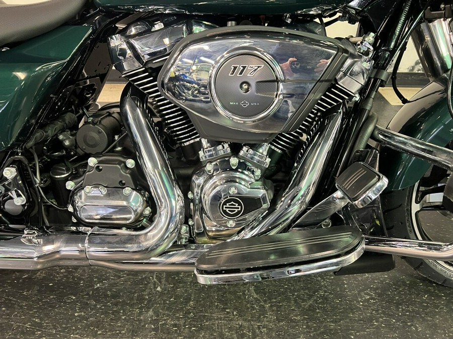 2024 Harley-Davidson Street Glide® Alpine Green FLHX