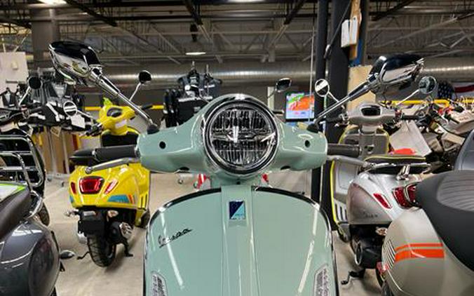 2024 Vespa GTS 300