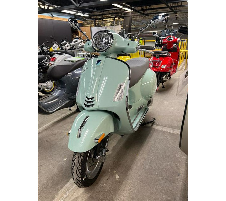 2024 Vespa GTS 300