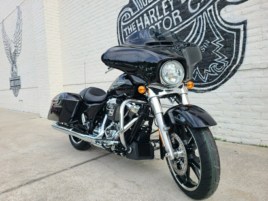 2023 Harley-Davidson Street Glide