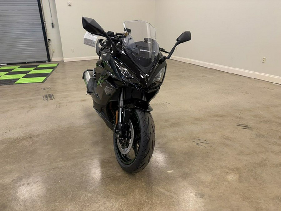 2025 Kawasaki Ninja 1100SX ABS
