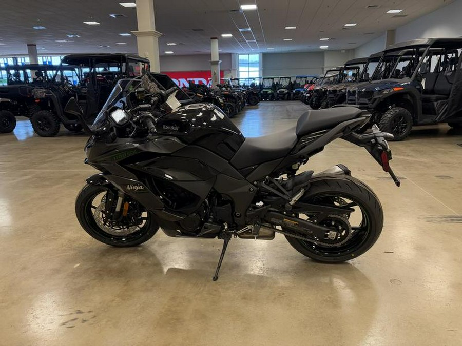 2025 Kawasaki Ninja 1100SX