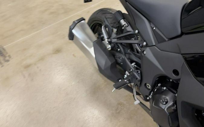 2025 Kawasaki Ninja 1100SX ABS