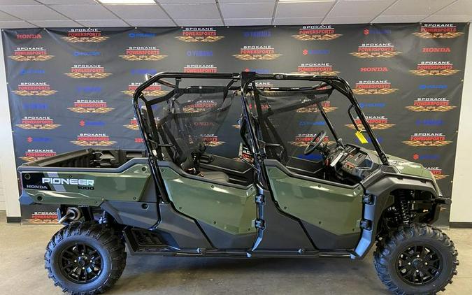 2023 Honda® Pioneer 1000-6 Deluxe Crew