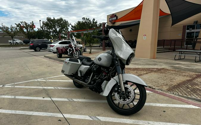 2020 Harley-Davidson CVO™ Street Glide®