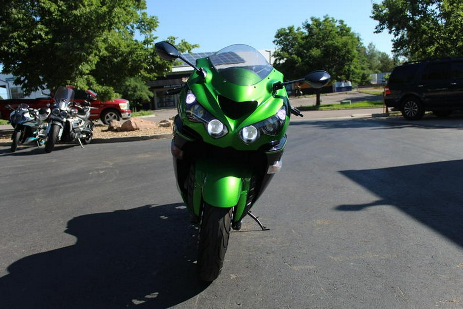 2015 Kawasaki Ninja® ZX™-14R ABS 30th Anniversary