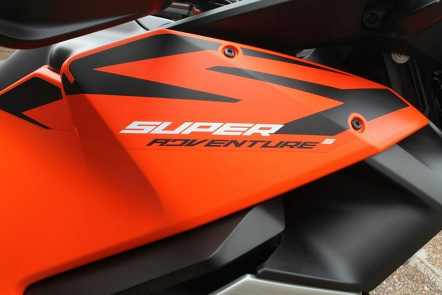 2027 KTM 1390 Super Adventure S EVO