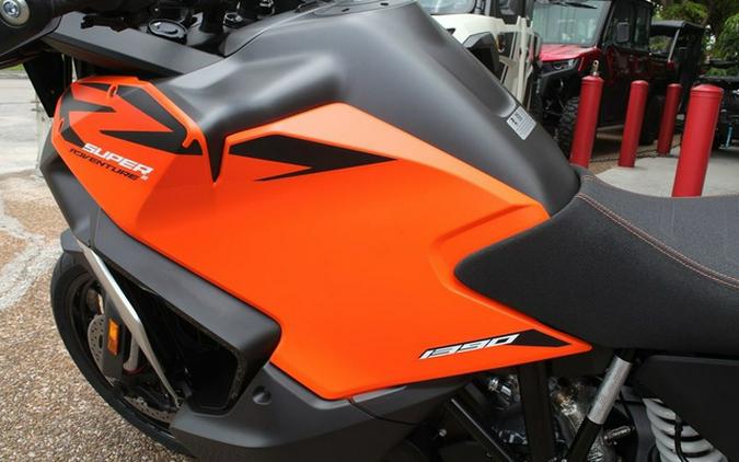 2027 KTM 1390 Super Adventure S EVO