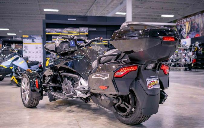 2025 Can-Am® Spyder F3 Limited Platine Wheels